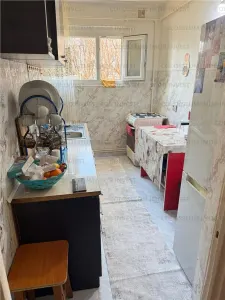 Apartament 3 camere, semidecomandat - zona Astra - foto 5