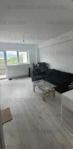 Apartament 3 camere, decomandat - zona Tractorul - Brasov