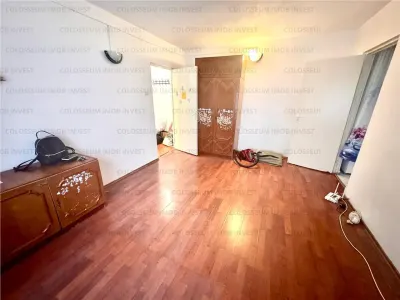 Apartament 3 camere, semidecomandat - zona Astra - foto 4