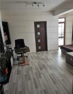 Apartament 3 camere, decomandat - zona Tractorul - Brasov