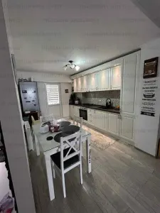 Apartament 3 camere, decomandat - zona Bartolomeu - foto 6