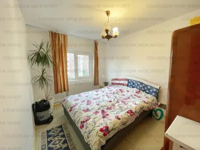 Apartament 3 camere,decomandat - zona Centru Civic - foto 2
