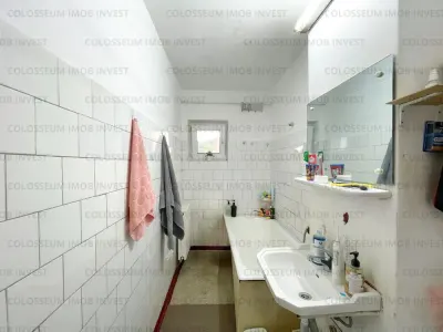 Apartament 3 camere,decomandat - zona Centru Civic - foto 7
