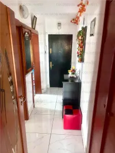 Apartament cu 3 camere,mobilat si utilat-Zona Astra - foto 2