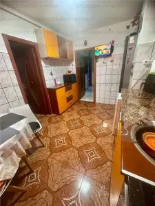Apartament cu 3 camere,mobilat si utilat-Zona Astra - foto 4