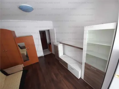 Garsoniera semidecomandata - zona Calea Bucuresti - Brasov