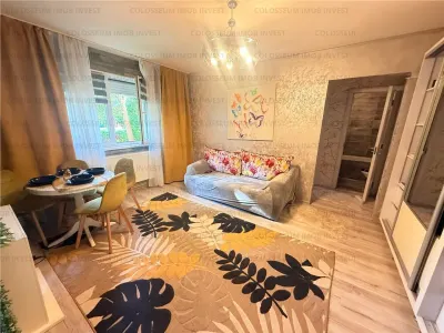 Apartament cu 2 camere, semidecomandat - zona Garii - Brasov