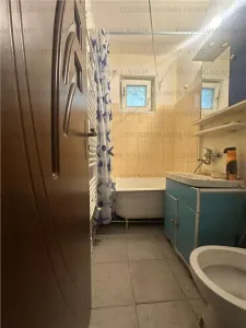 Apartament cu 2 camere, semidecomandat - zona Bartolomeu - foto 5