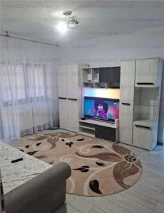 Apartament cu 2 camere, decomandat - zona Sanpetru - Sanpetru
