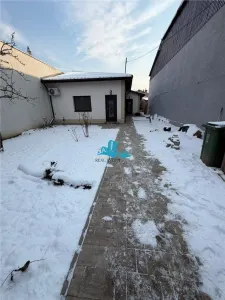 Vanzare casa 3 camere, 2 bai, curte 300 mp, Parc Bazilescu, renovata integral - foto 3