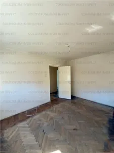 Apartament cu 3 camere - zona Grivitei - foto 3