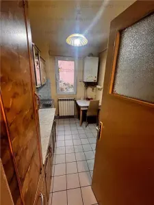 Apartament cu 2 camere, semidecomandat - zona Centru Civic - foto 6