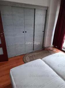 Apartament cu 2 camere, decomandat-Centrul Civic - foto 4