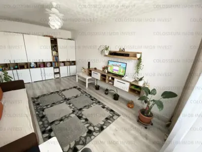Apartament cu 3 camere, 2 bai-zona Craiter - Brasov