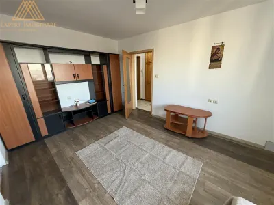 Apartament 2 camere de inchiriat zona Oituz 5 min de universitate - foto 2