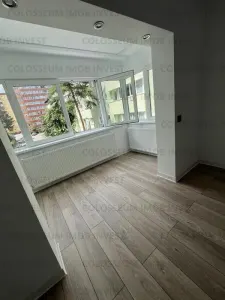 Apartament 2 camere, decomandat - zona Racadau - foto 2