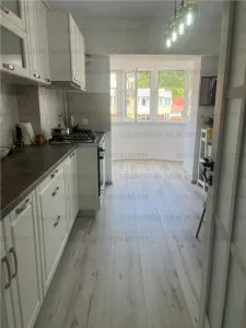 Apartament 2 camere decomandat - zona Racadau - Brasov