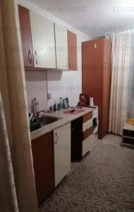 Camera de camin cu baie proprie - zona Tractorul - foto 2