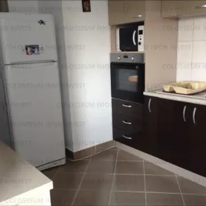 Apartament cu 2 camere, decomandat - zona Sanpetru - foto 4