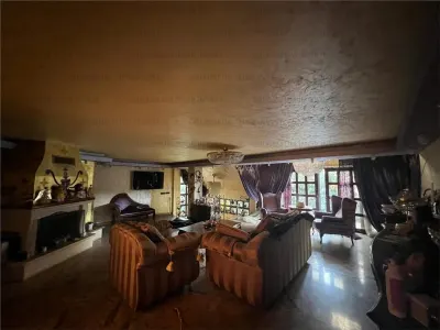 Casa deosebita, spatioasa, cu teren - Codlea, jud. Brasov - foto 5