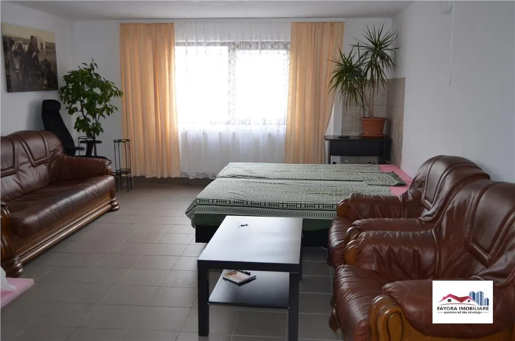Casa de Inchiriat in Zona Corunca - foto 1