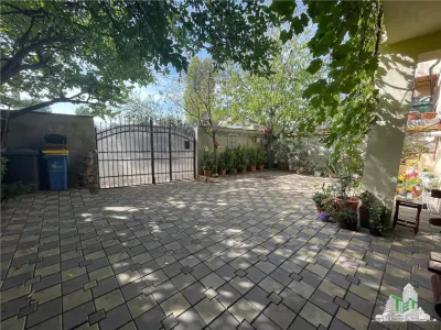 Vila pentru 3 familii si oportunitate investitie in zona Obor - foto 16