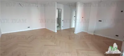 Apartament de 4 camere, cu finisaje premium, 160mp, 2bai, 2 bucatarii, toate utilitatile, piscina, complex rezidential securizat, zona Padurea Baneasa - foto 6