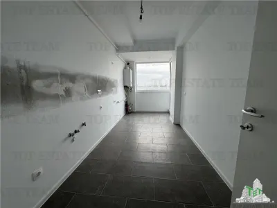 Studio de vanzare in Nord/ Aproape de centura intr-un complex - foto 3
