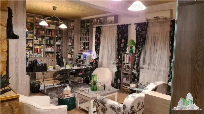 Super afacere, vila cu aspect de conac cu spatii moderne dar si clasice antichizate, orientale sau art-deco avand o curte superba ! - foto 19