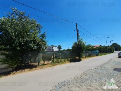Teren intravilan cu deschidere la sosea Palazu Mare zona Elvila - foto 4