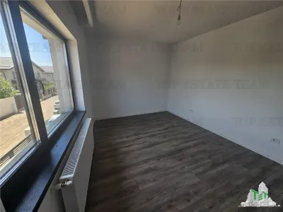 Vila 3 camere (colt insiruita) langa STB in Prel Ghencea - foto 6