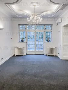Vanzare vila interbelica reconsolidata si renovata in zona Armeneasca - foto 3