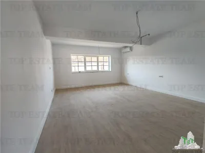 Casa moderna si eleganta - Teren 700mp - foto 8