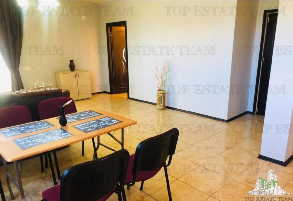 OPORTUNITATE INVESTITIE VILA CU 3000 MP PALAZU MARE - foto 8