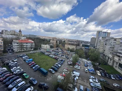 De inchiriat ! Centru Hala Centrala , apartament 1 camera 44 mp - foto 8