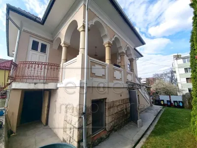 Casa 5 camere, Andrei Muresanu+Curte 800 mp - foto 2