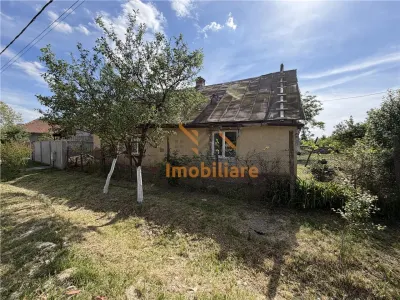 CASA CU TEREN 1230 MP | ACCES AUTO | ZONA SALARD | BIHOR - Salard