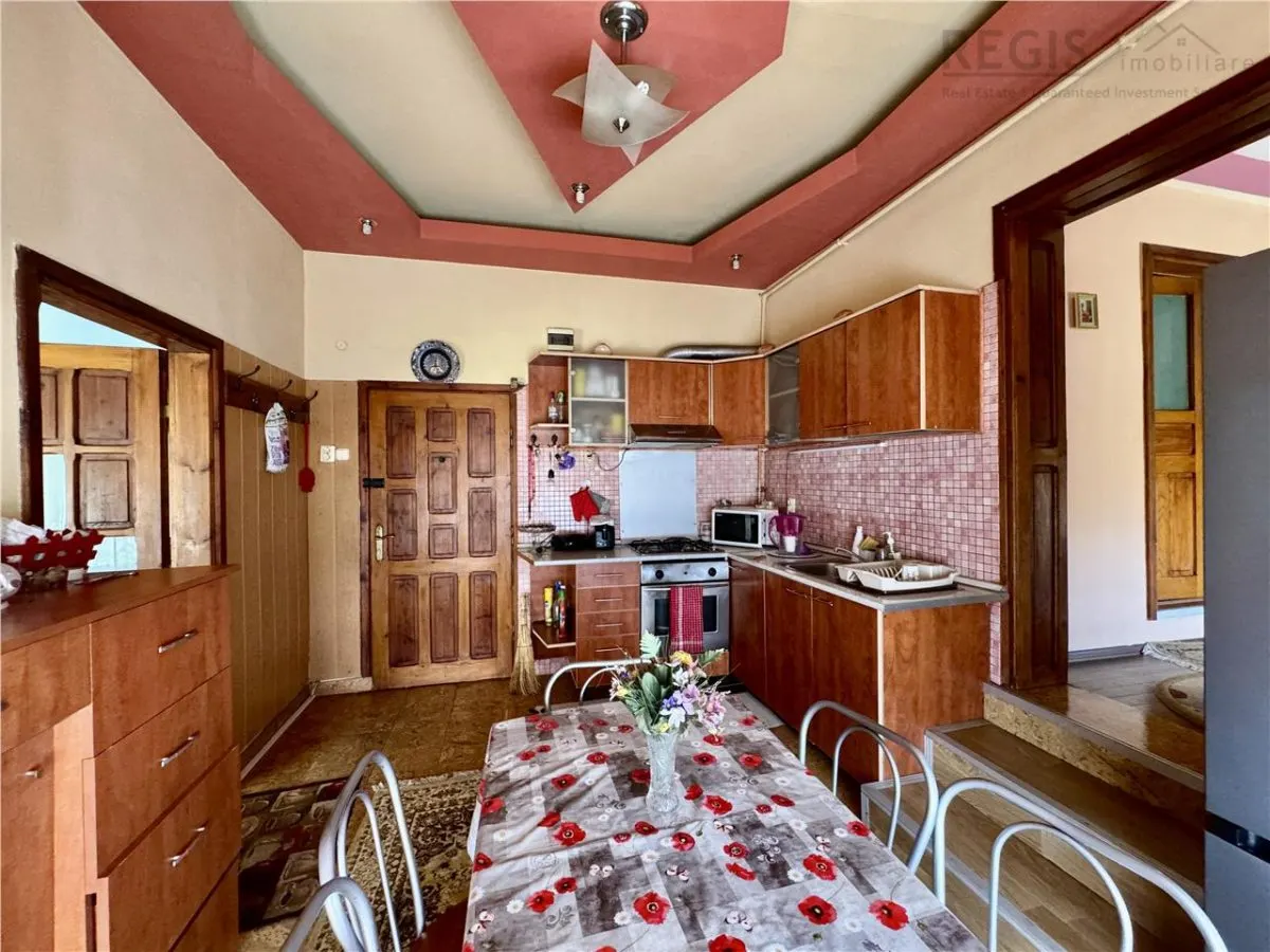 Apartament 2 camere | strada Lunga | Curte - foto 6