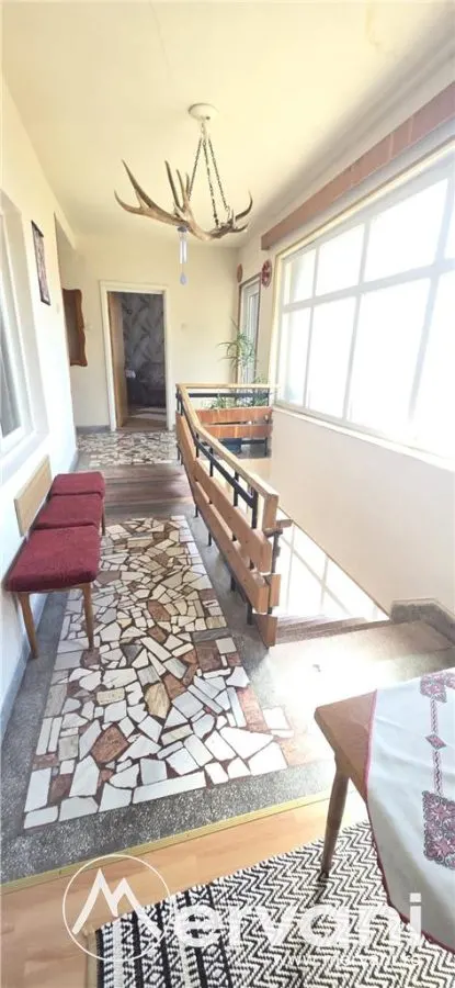 Casa de vanzare cu 6 camere in Busteni - foto 11