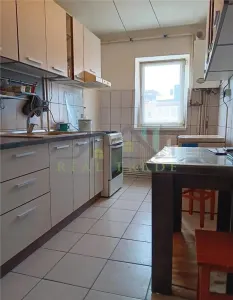 Apartament 3 camere zona Grivitei - Brasov