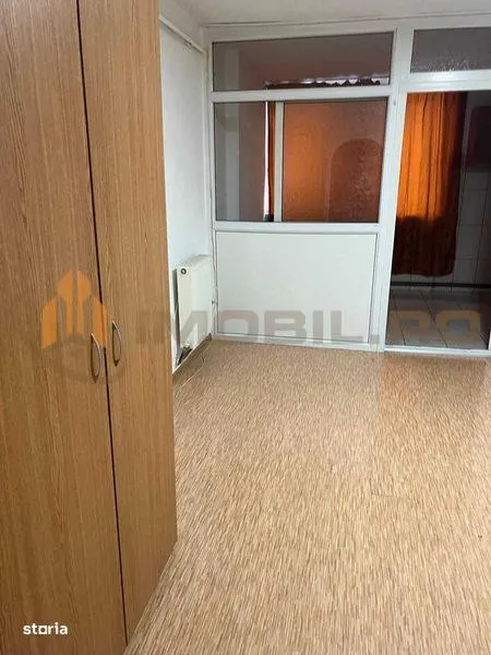 Garsoniera - zona Tatarasi - foto 3