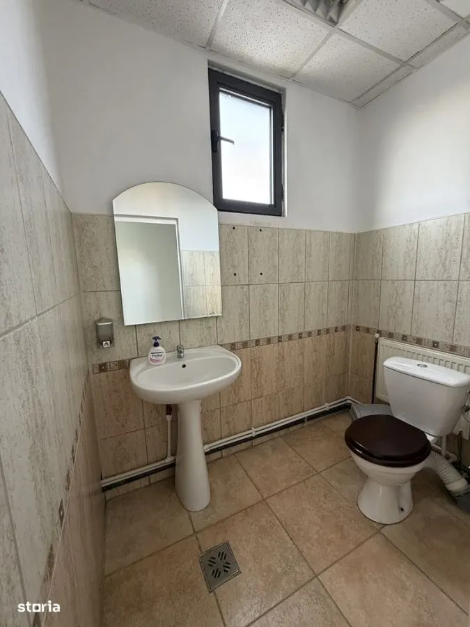 Spaţiu de birouri modern TARGU CUCU -899 EURO - foto 8