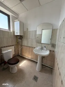 Spaţiu de birouri modern TARGU CUCU -899 EURO - foto 9