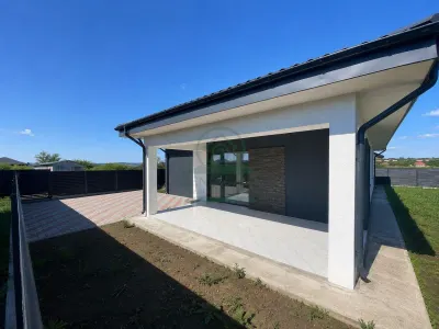 Casa Miroslava Vorovesti 4 camere/ 2 bai - foto 15