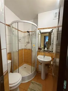 Apartament cu 4 camere zona  9 Mai - foto 12