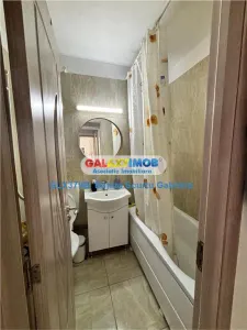 Vanzare apartament 2 camere,renovat ,etaj 3,  Zona Titan - foto 6