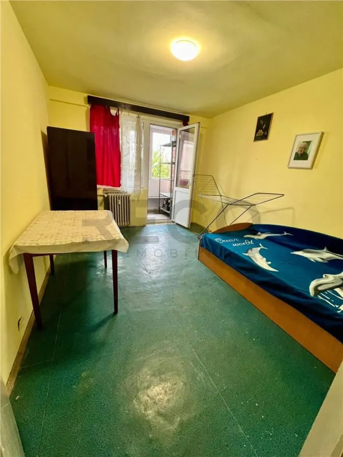 RECO Apartament 3 camere etaj intermediar zona Rogerius str. Transilvaniei - foto 1