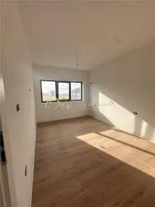 Vanzare  1/2 duplex 4 camere - foto 10