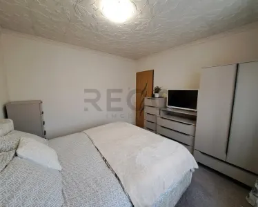 RECO  apartament proaspat renovat-central Salonta - foto 4