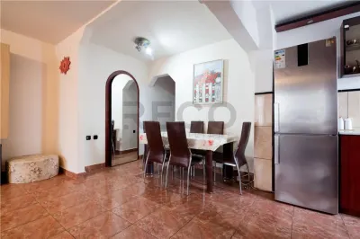 RECO apartament cu 2 camere priveliste superba cu lift - foto 10